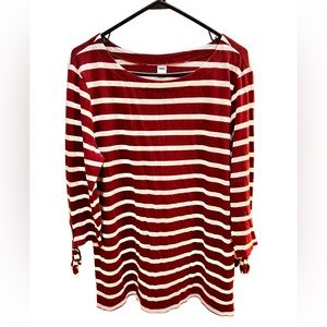 Women’s large Old Navy dark burgundy/white striped 3/4 tie sleeve top